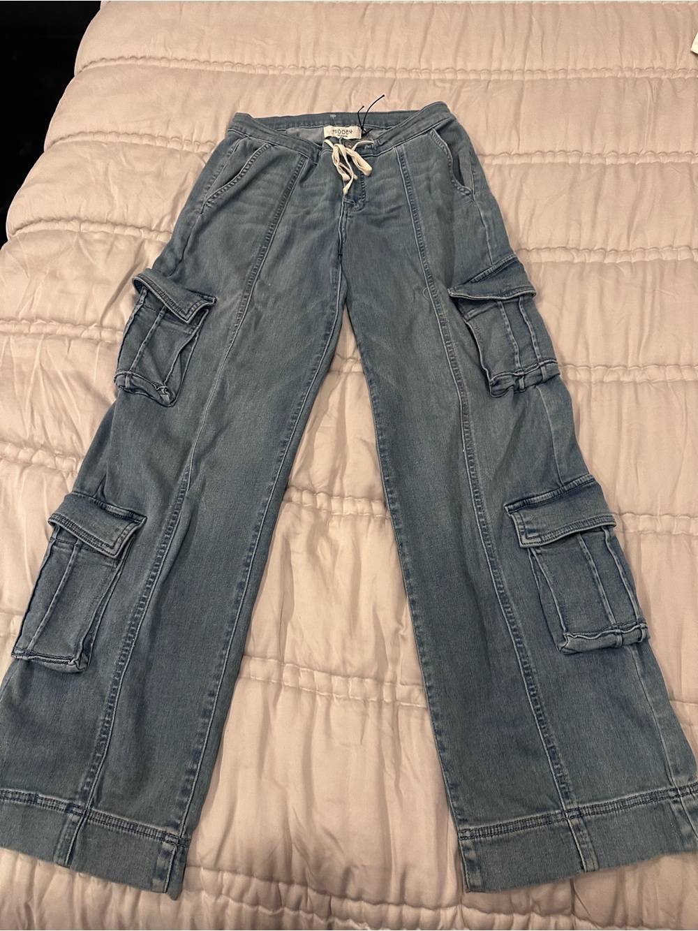 Wide-Leg Cargo Jeans in Washed Blue - Women